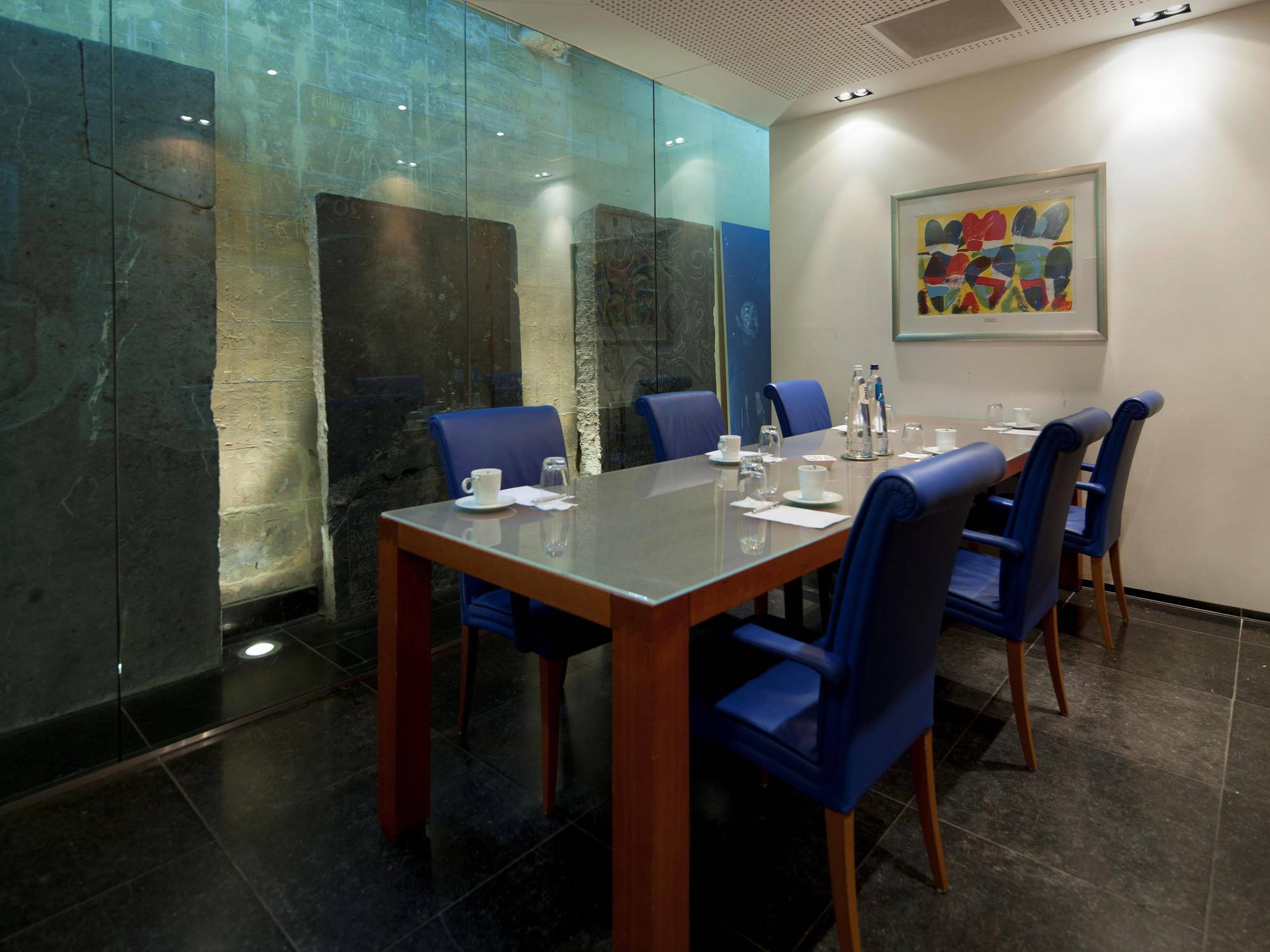 Kruisherenhotel Maastricht - Oostwegel Collection, Member Of Design Hotels Eksteriør billede The boardroom